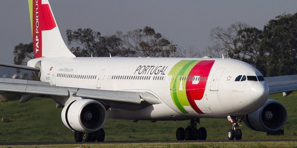 How do I speak to a real person at TAP Air Portugal?