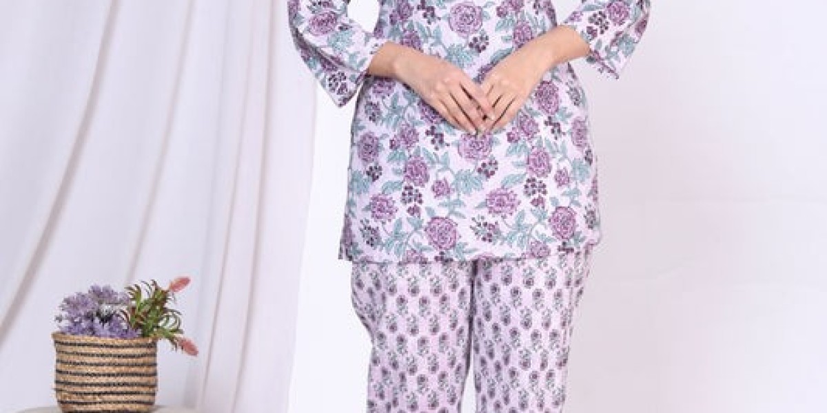 Comfort & Elegance: Bani Thani's Loungewear Collection